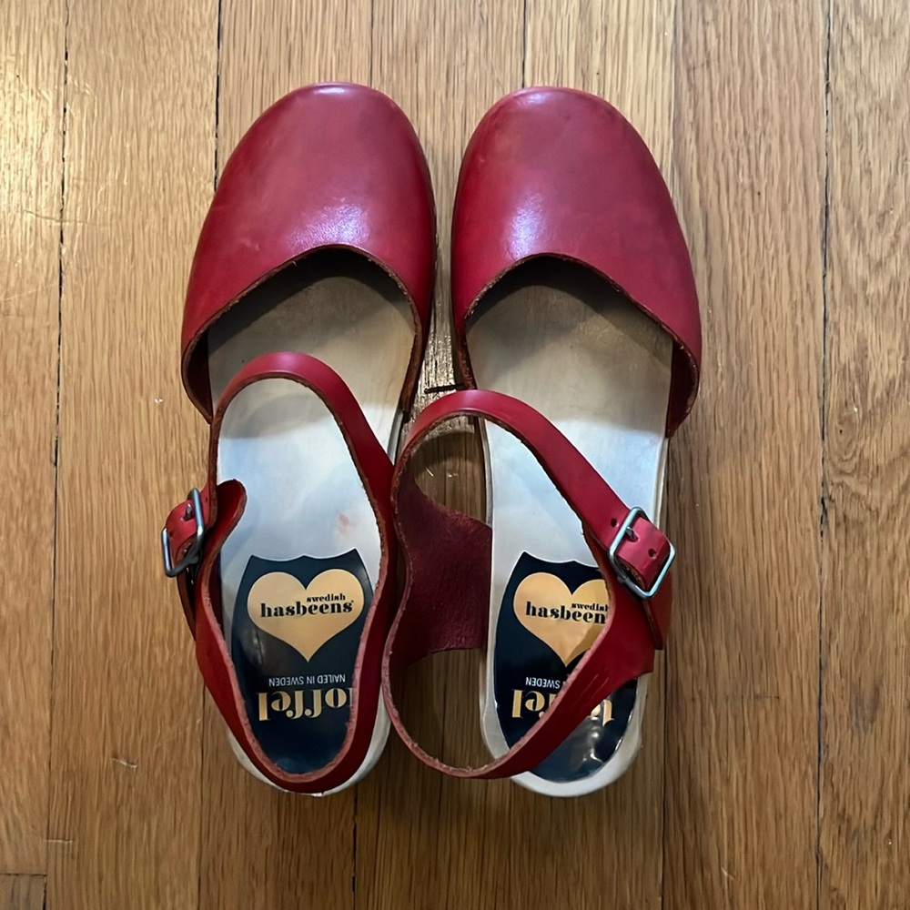 Swedish Hasbeen red Sandal Clogs